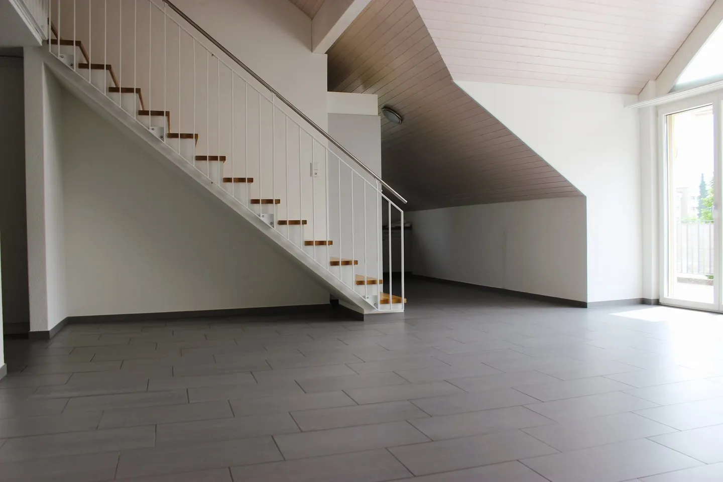 5.5-Room Attic Maisonette with Gallery - Photo 3 of 17