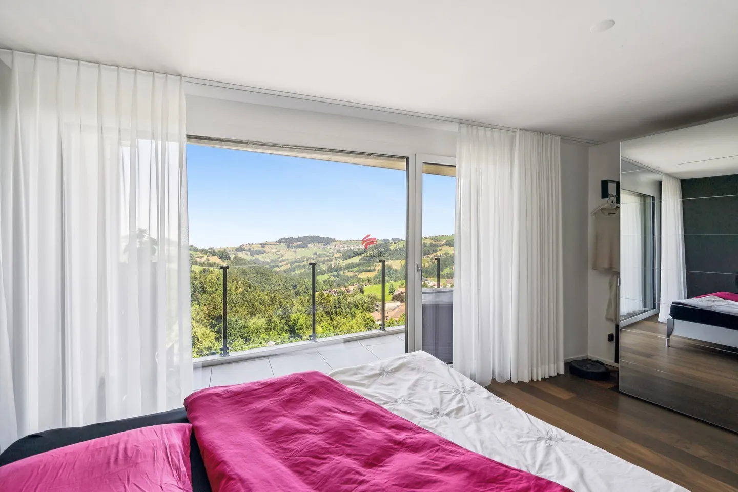 Appartamento moderno con balconi - Foto 6 di 15