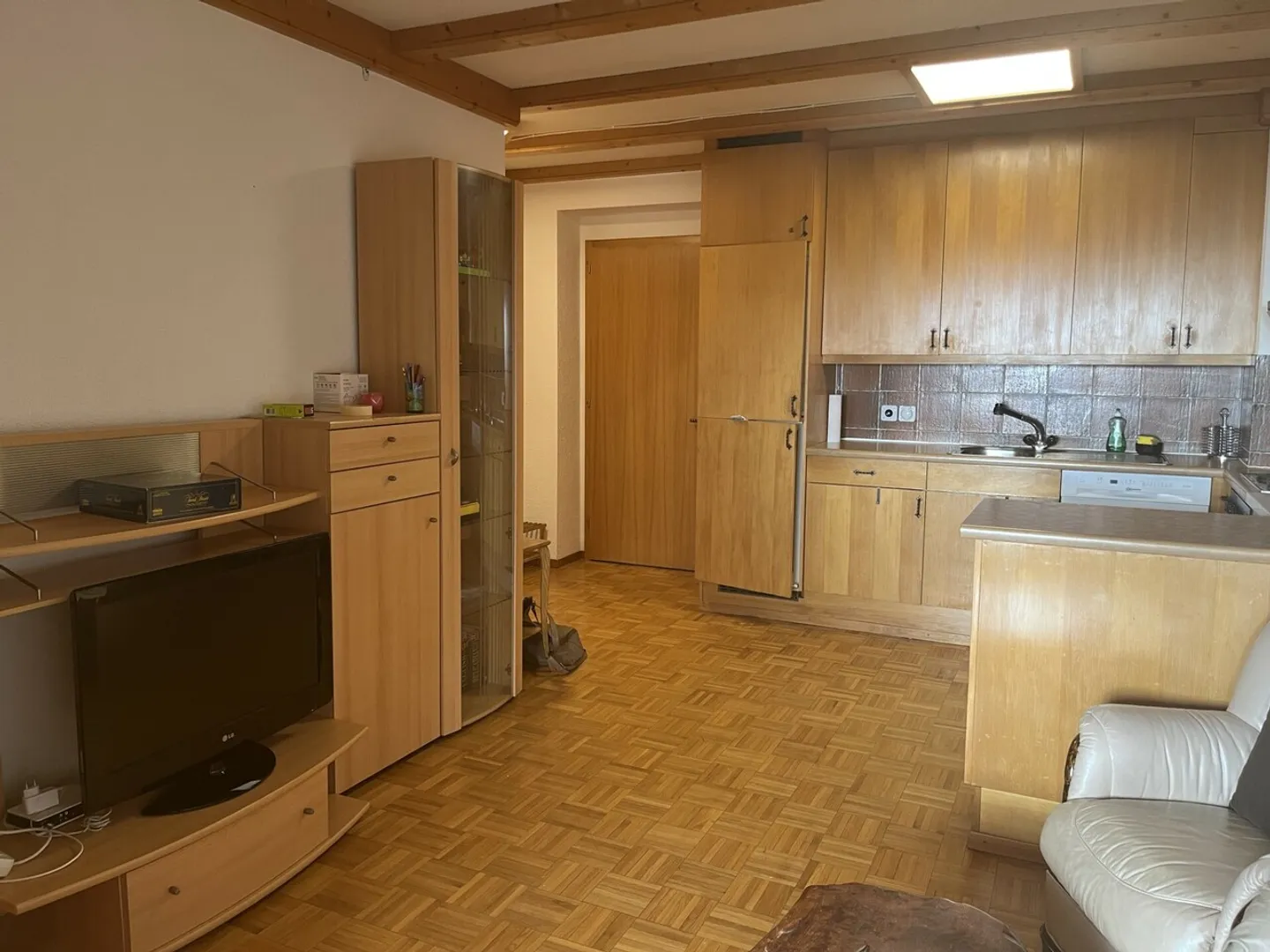 Appartamento arredato con 2 stanze - Foto 2 di 9