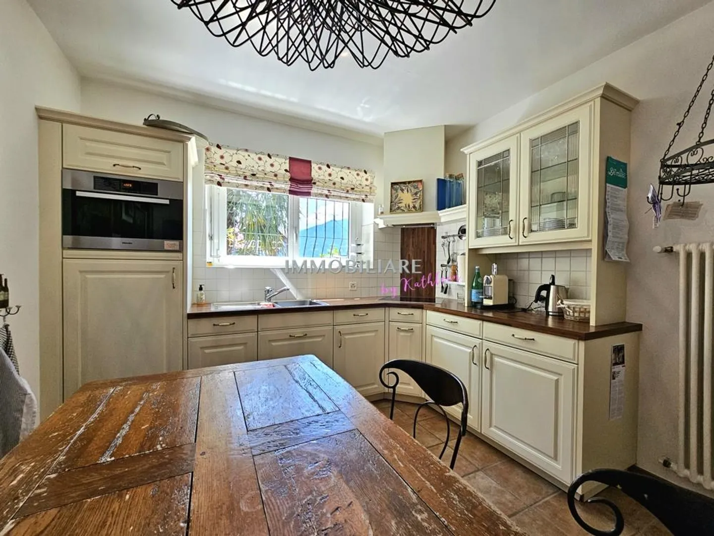 Holiday home with a view in a sunny, quiet location and land reserve - Photo 11 of 21