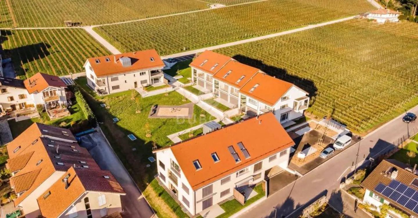 Appartement de 4.5 pièces avec jardin - Photo 1 sur 4