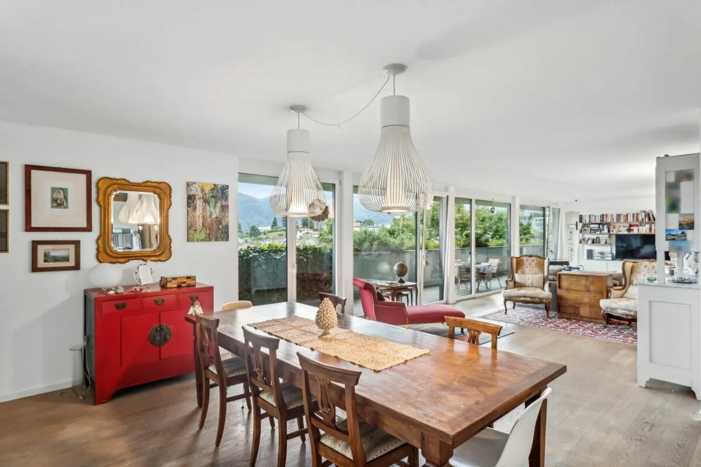 300 sqm: elegant high-end apartment divisible into two units - Photo 3 of 11