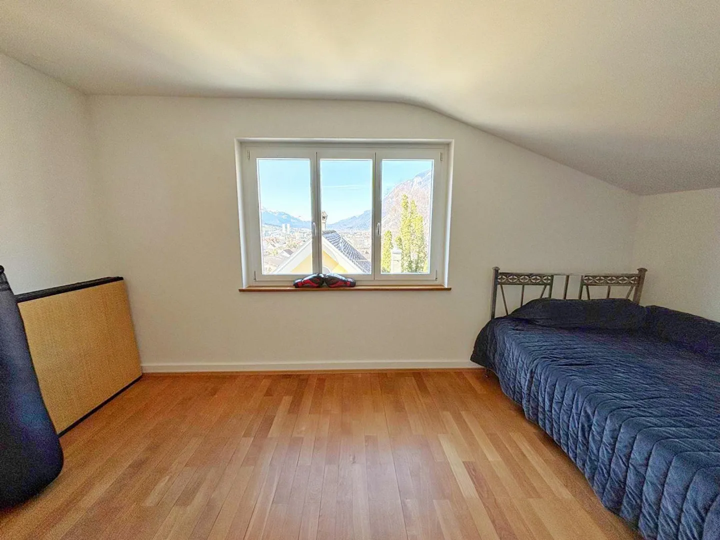 Appartement lumineux et calme de 4 pièces sur la Loestrasse - Photo 5 sur 7