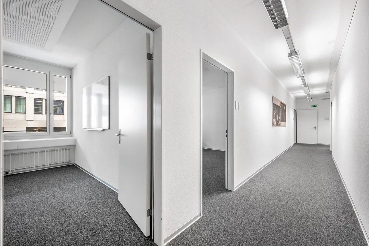 Your new company location directly at Winterthur train station! - Photo 2 of 8