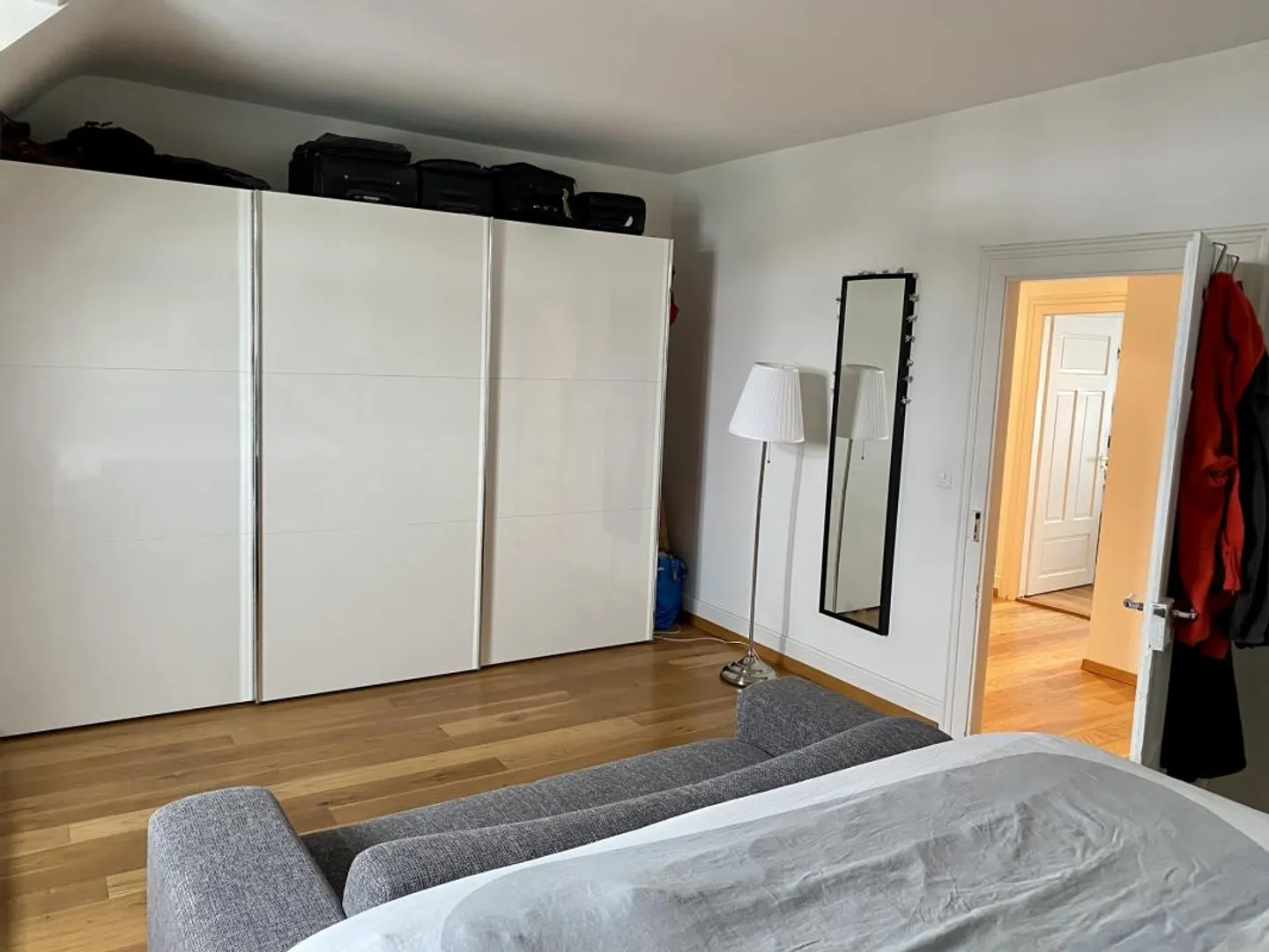 Spacious Maisonette Apartment - Photo 16 of 23