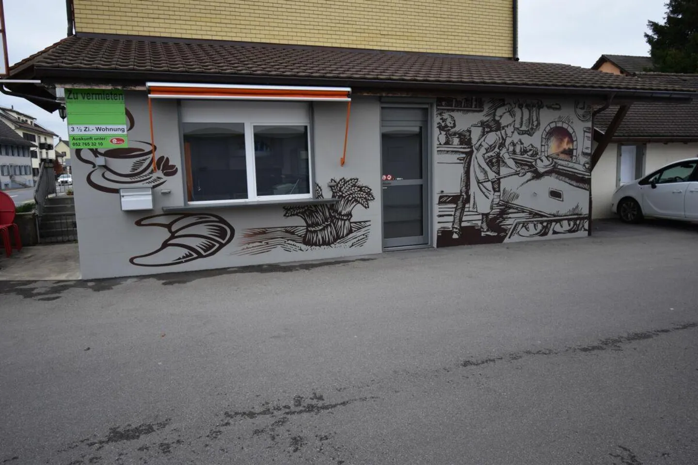 Bureau ou Pratique Toiletteur pour Chiens en Périphérie de Frauenfeld - Photo 2 sur 4