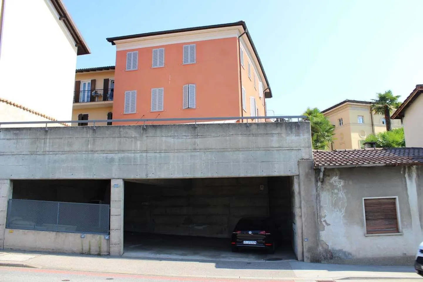 Balerna: 4-room renovated apartment with open view - Photo 10 of 10