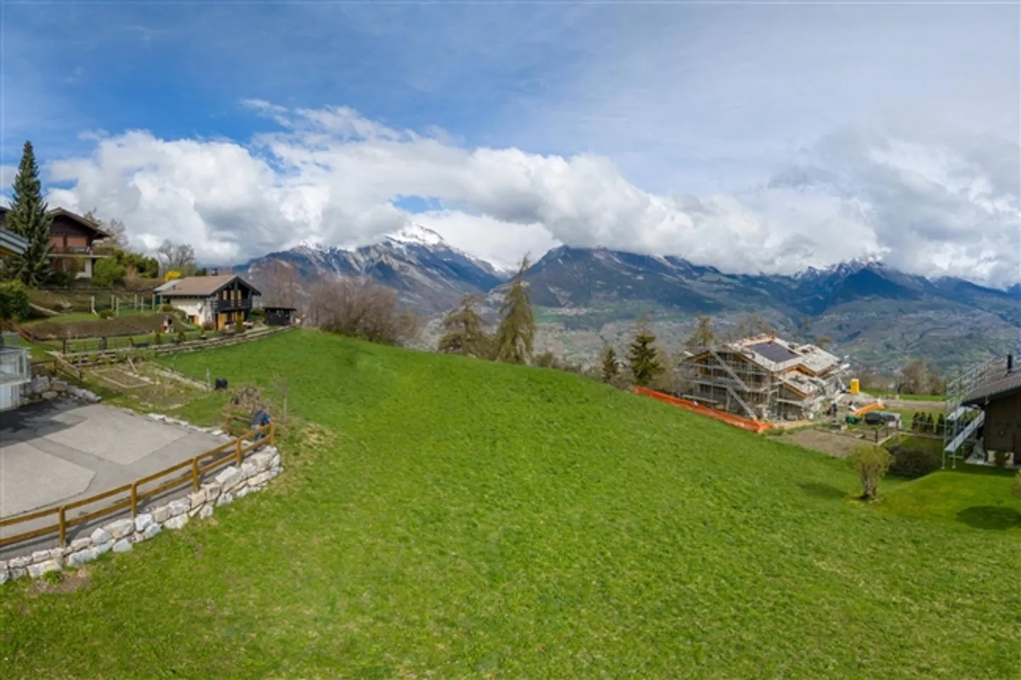 Meraviglioso terreno soleggiato - Foto 2 di 9