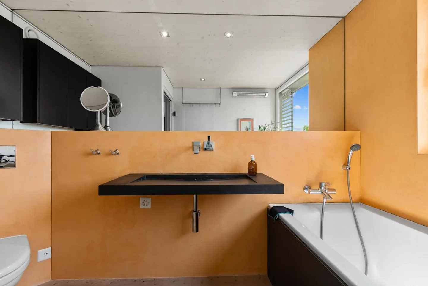 Single-family home feeling in idyllic location! - Photo 9 of 13