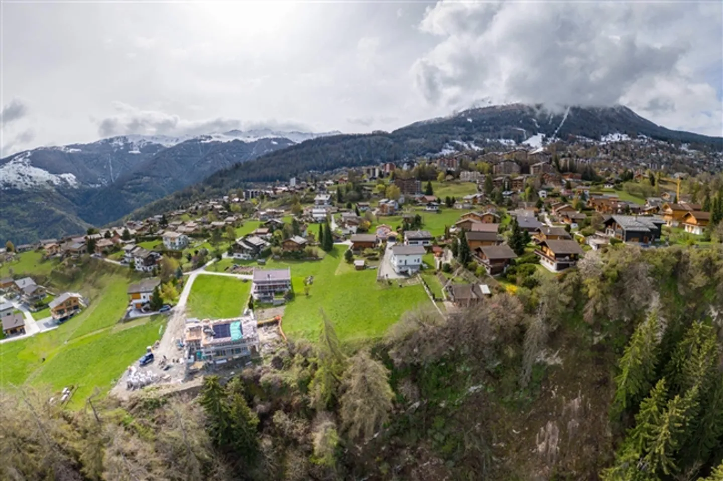 Meraviglioso terreno soleggiato - Foto 4 di 9