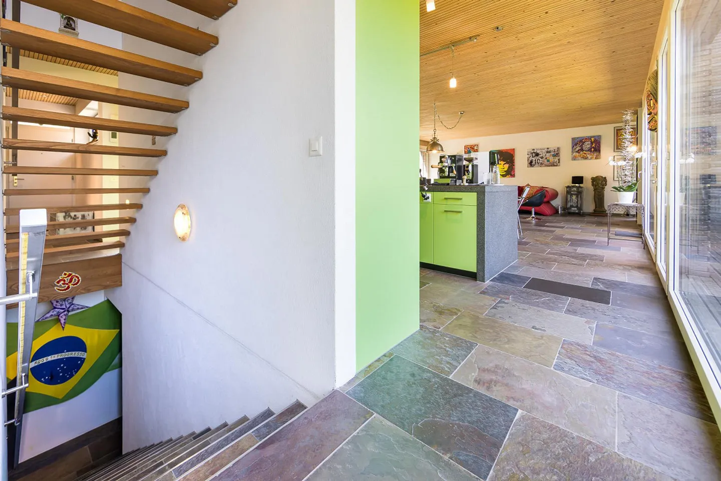 Exclusive living between tranquility and panoramic views - Photo 7 of 16