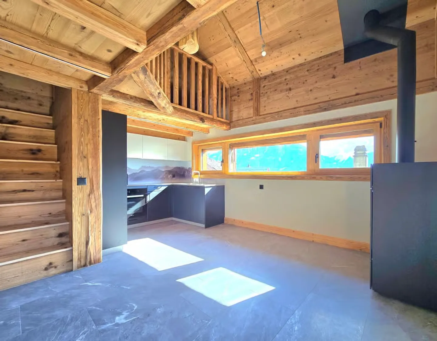 Stunning renovated barn in Mase with terraces, view and parking space (Val d'Hére) - Photo 6 of 13