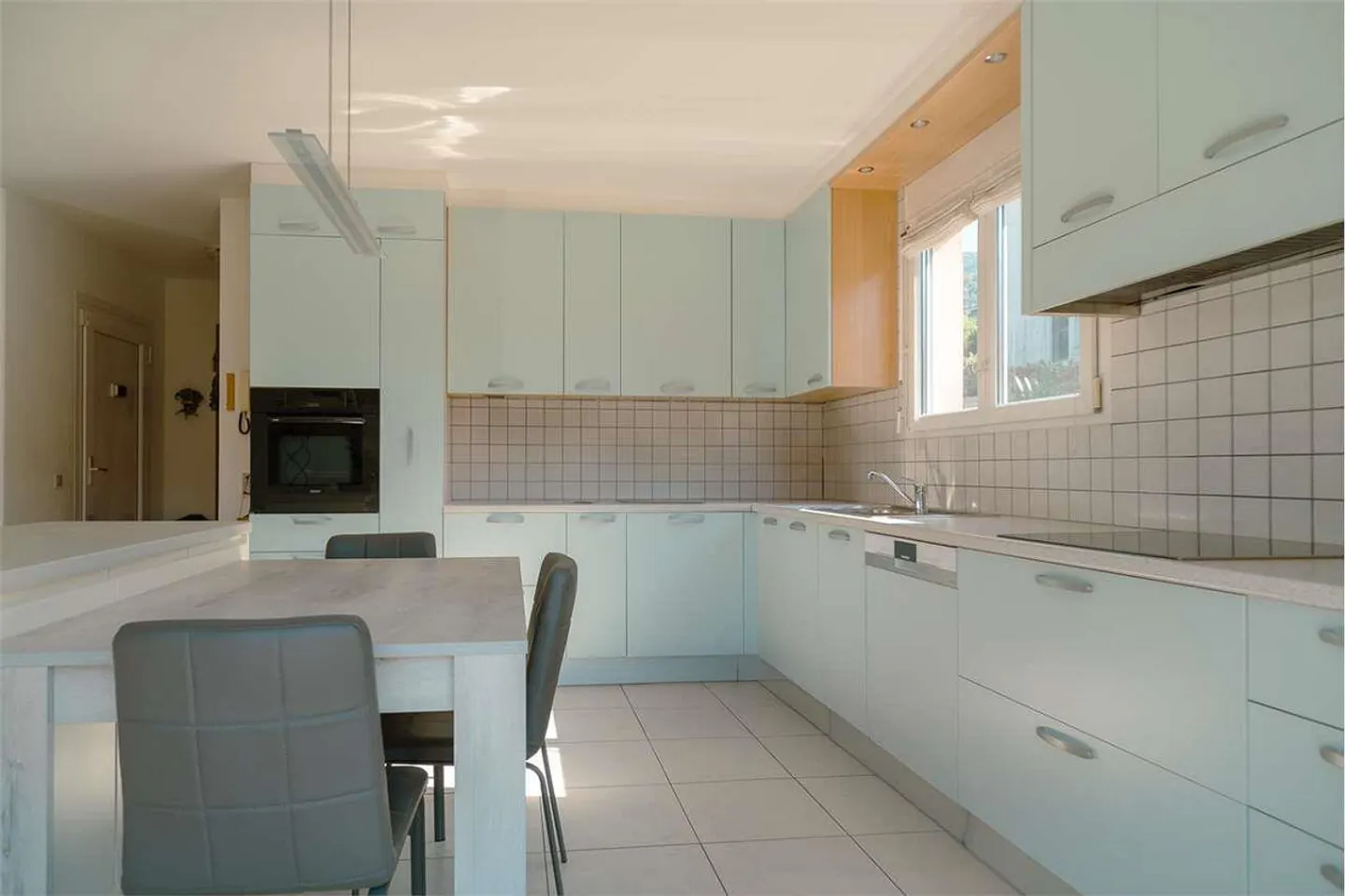 Vacallo: contiguous house with private garden - Photo 7 of 13