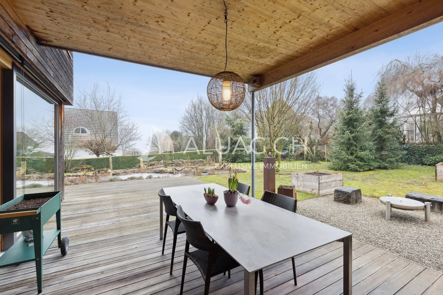 MODERN, LOTS OF SPACE, STYLE, QUIET AND PRIVACY - Photo 2 of 8