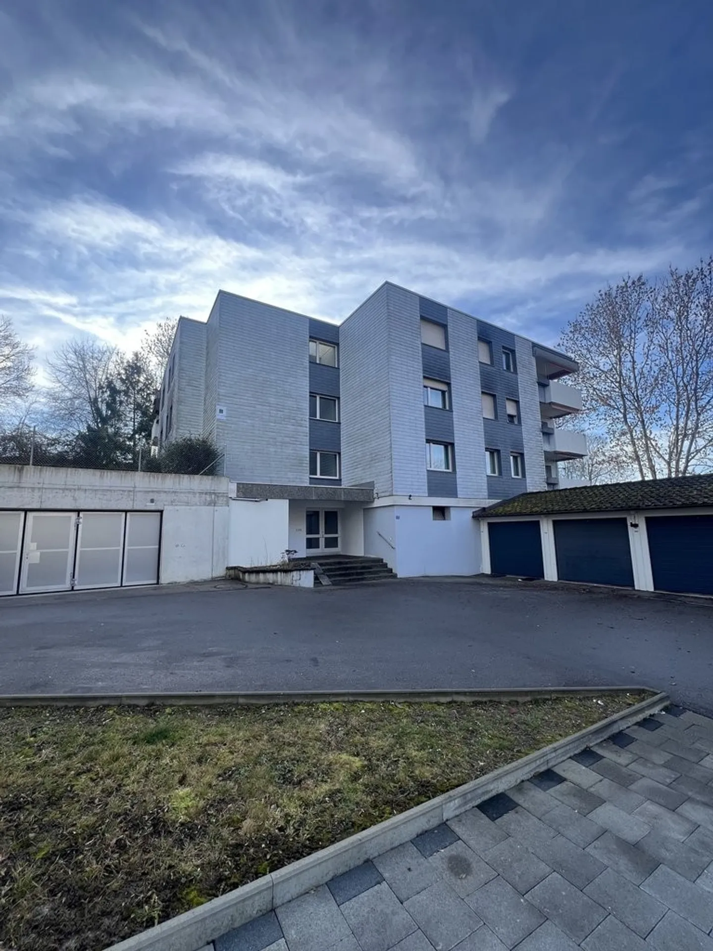 Appartamento 4.5 stanze al piano terra a Kerzers - Foto 1 di 5