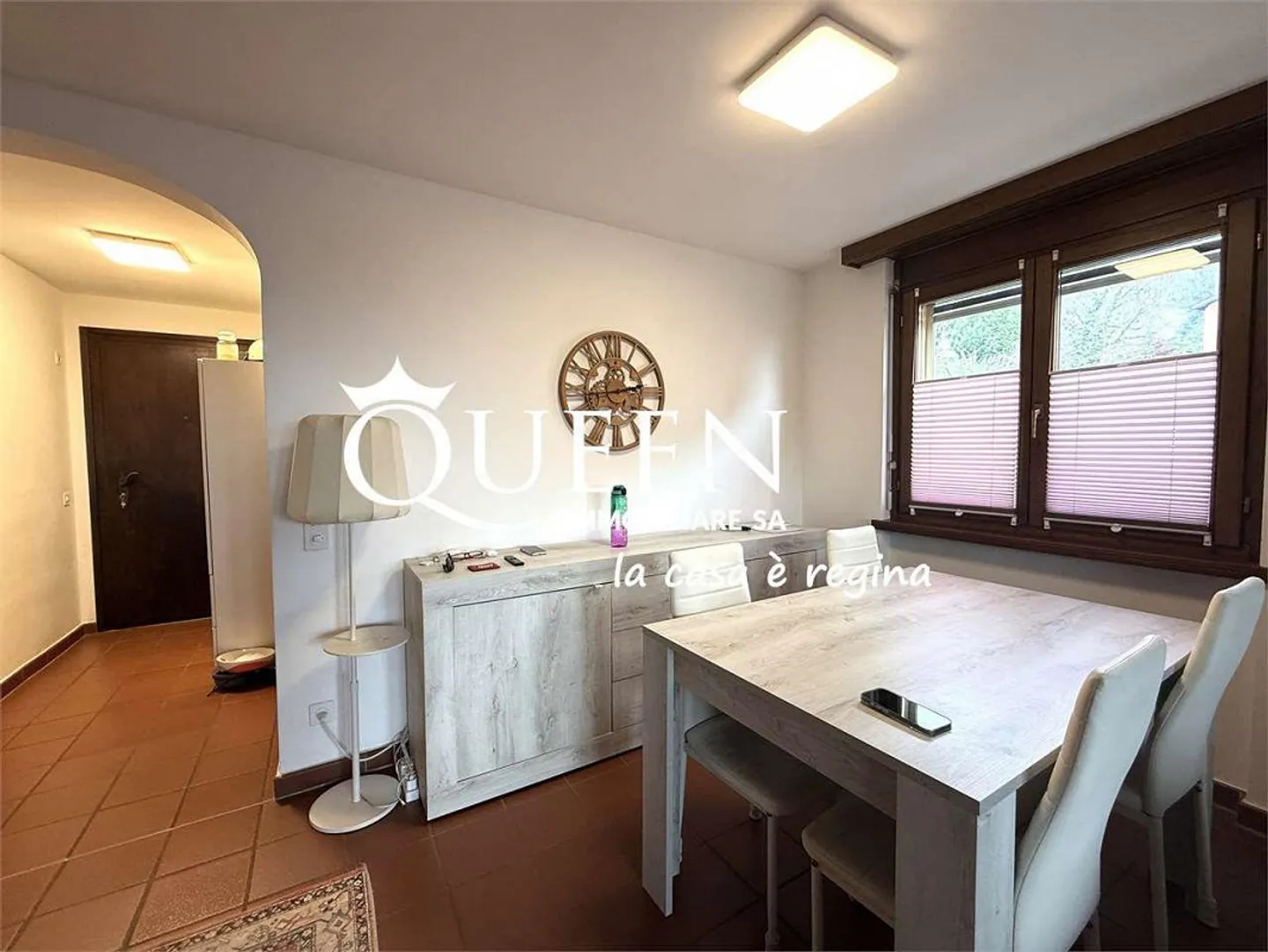 Cademario : duplex 3.5 pièces avec vue dégagée dans une résidence avec piscine - Photo 4 sur 13