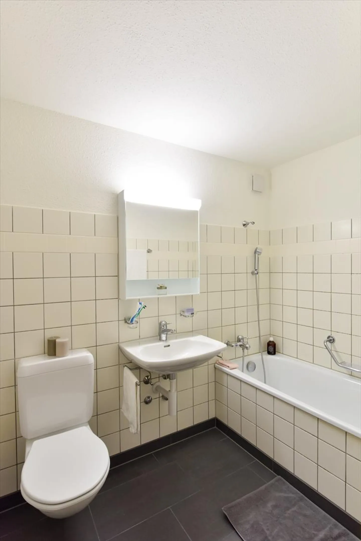 Appartement 4.5 pièces - Foto 7 von 8