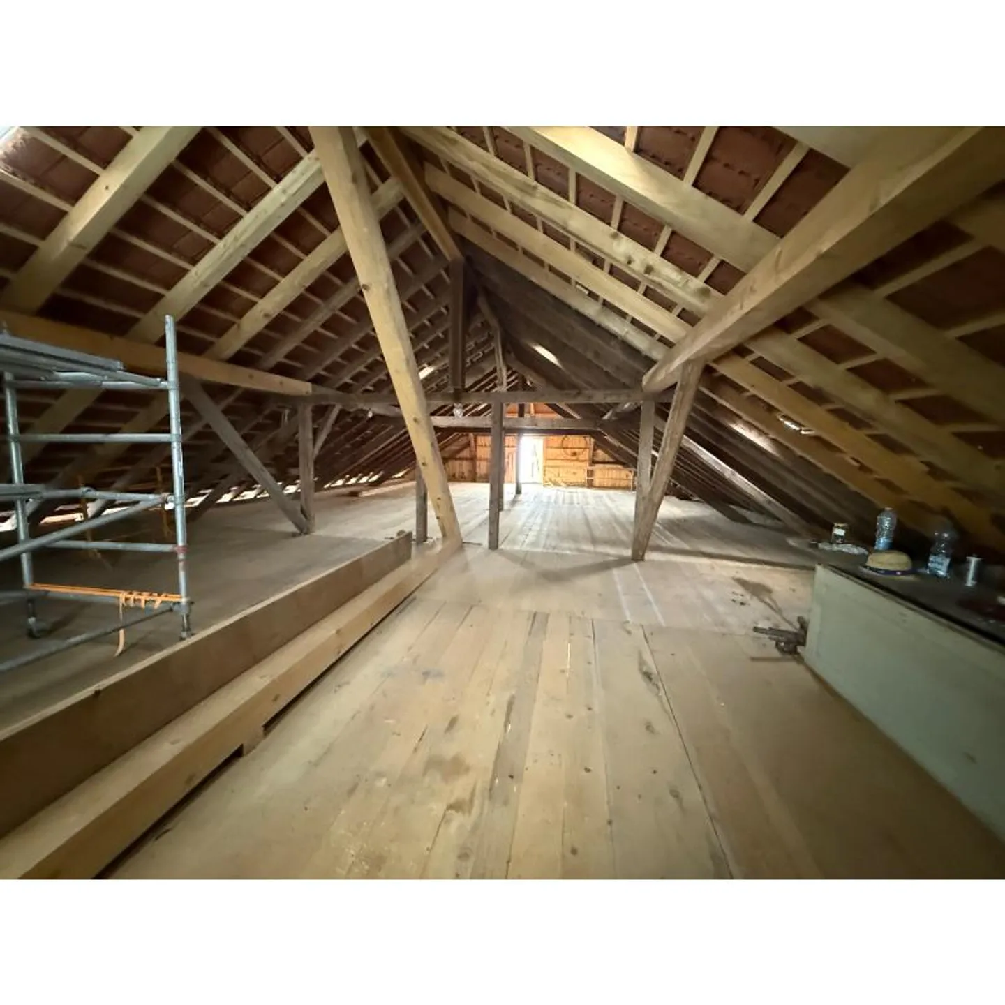 Entrepôt avec espace ouvert - Photo 4 sur 4