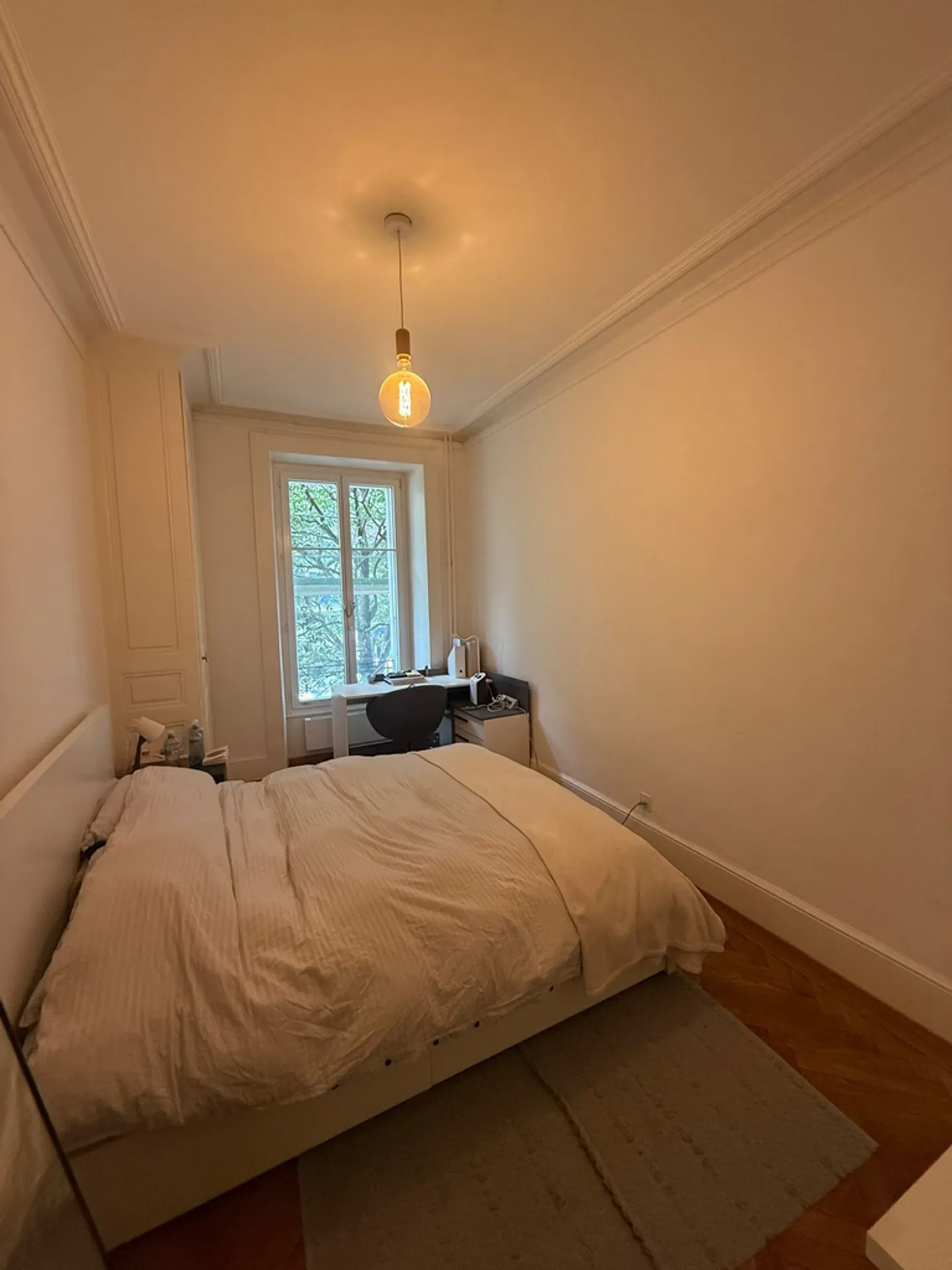 Appartement Charmant avec Terrasse - Photo 4 sur 9
