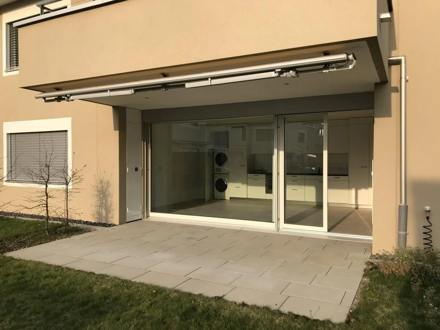 Appartamento elegante di 2,5 stanze con terrazza - Foto 4 di 9
