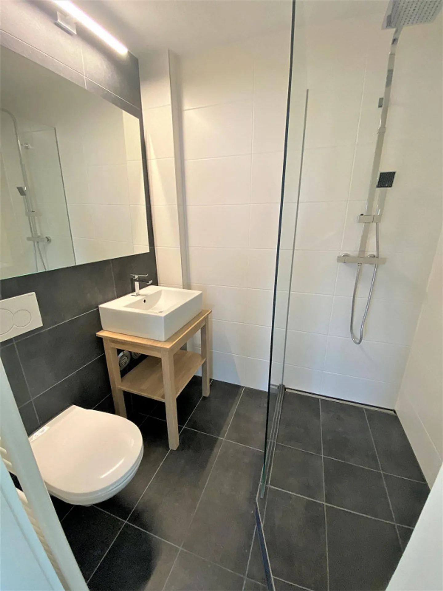 Oberentfelden: Genial zentral - nahe der Stadt Aarau - Foto 4 di 7