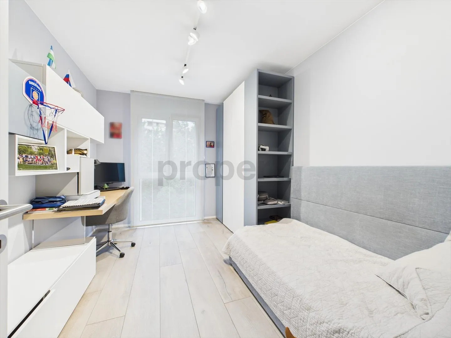 «4.5 locali moderno in zona centrale strategica con vista aperta» - Foto 8 di 12