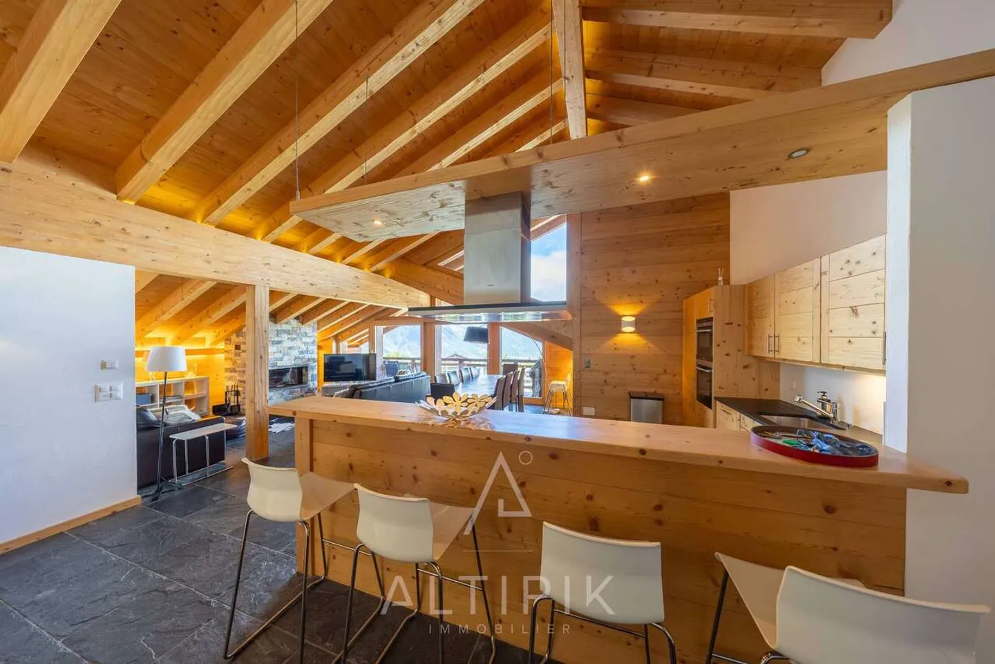 Penthouse 4 Bedrooms - in the Heart of the Resort - Photo 2 of 12