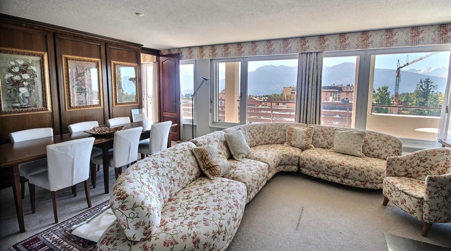 Rare Attic Duplex in the Heart of Crans-Montana - Photo 4 of 12