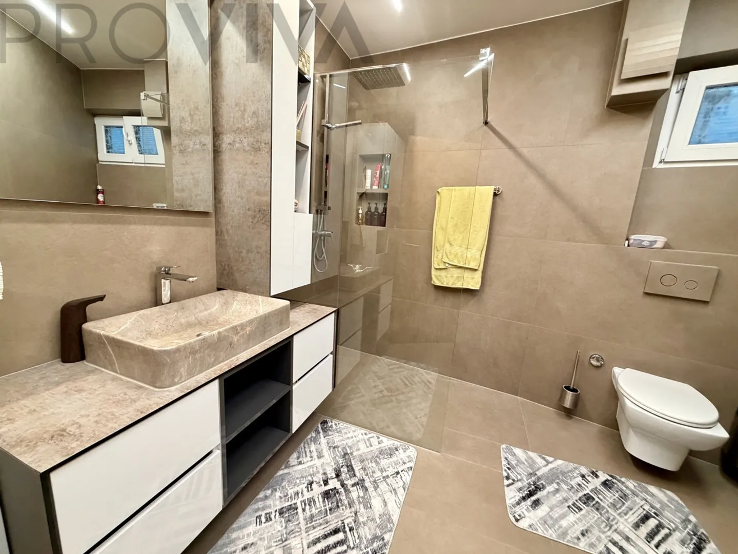 Independence, potential yield, recent renovations - Photo 5 of 9