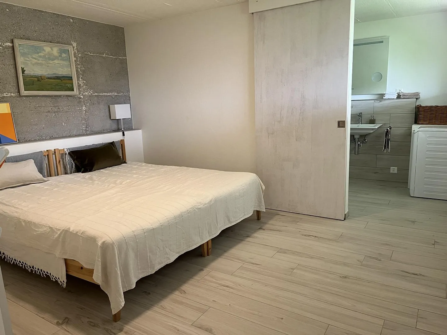 Appartement meublé, lumineux et calme de 2,5 pièces - Photo 4 sur 8