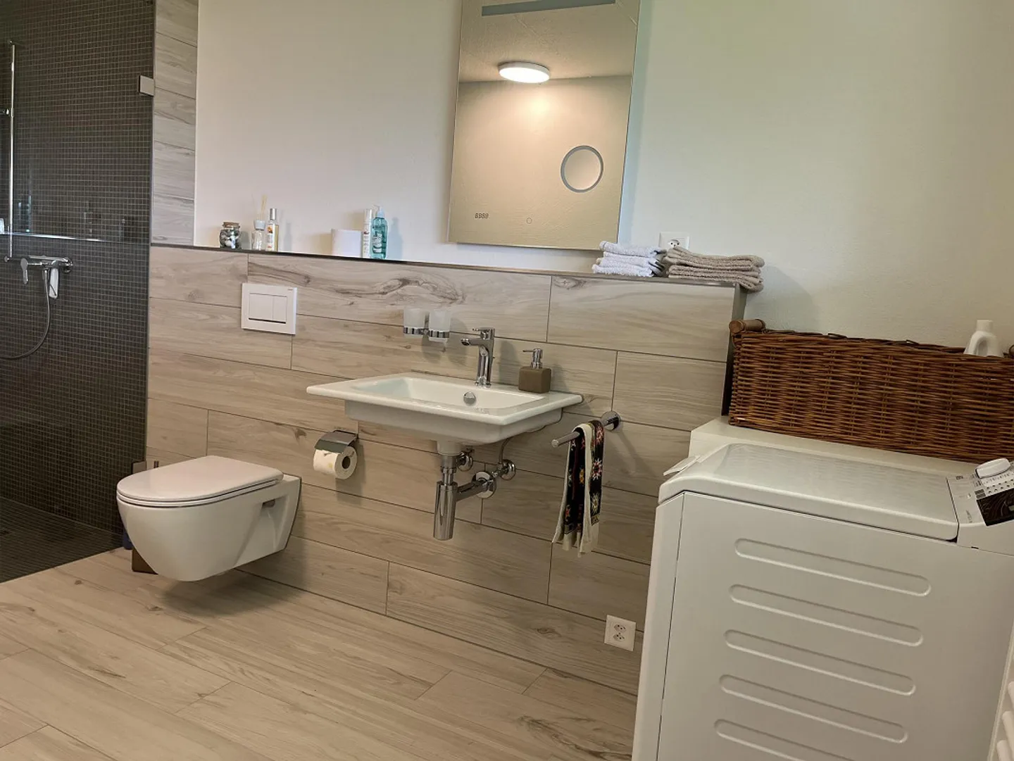 Appartement meublé, lumineux et calme de 2,5 pièces - Photo 7 sur 8