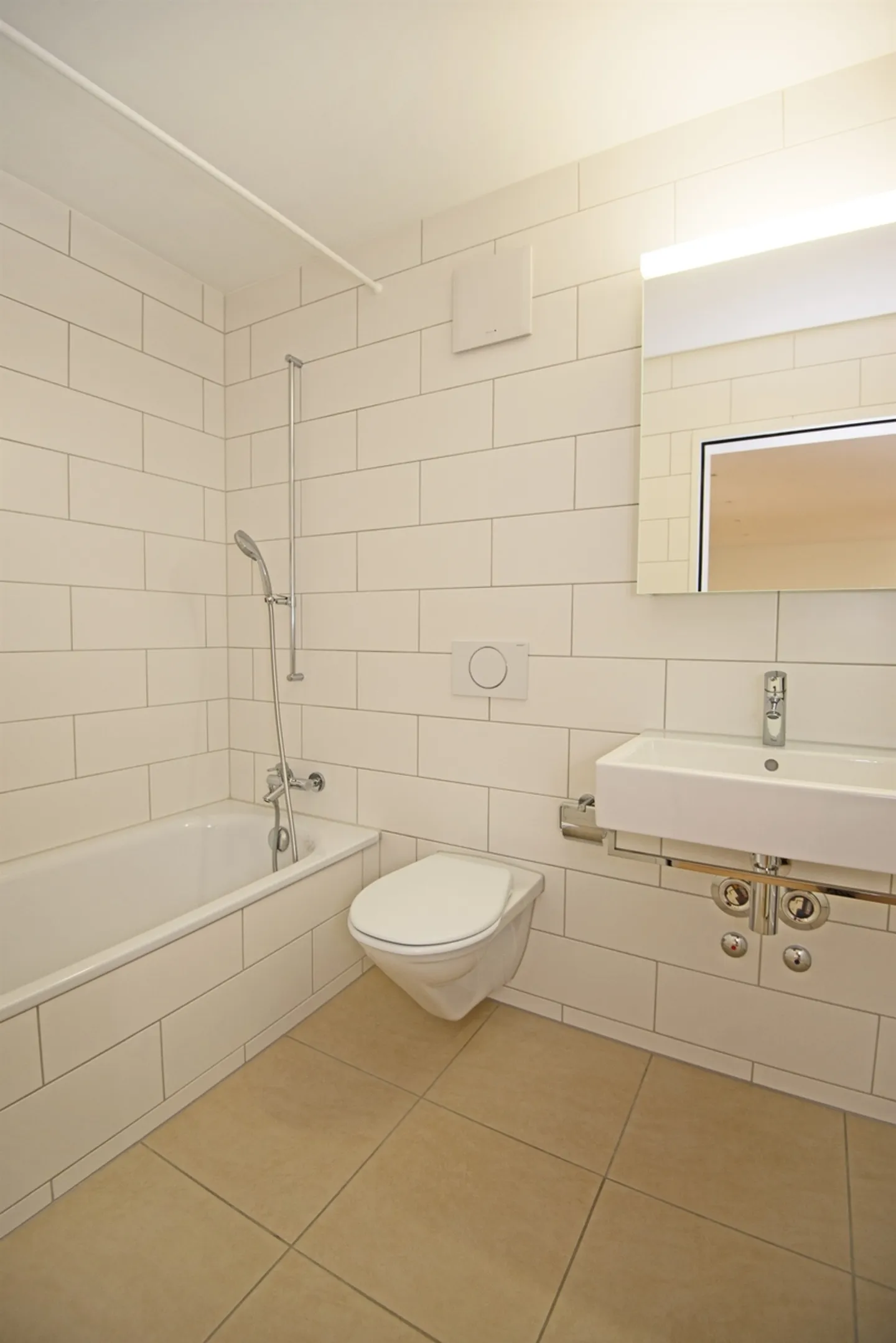 Charming 2.5 Room Apartment - Photo 7 of 7