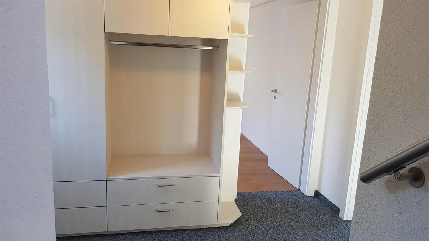 Sonniges 5.5 Zimmer Einfamilienhaus - Foto 6 von 8
