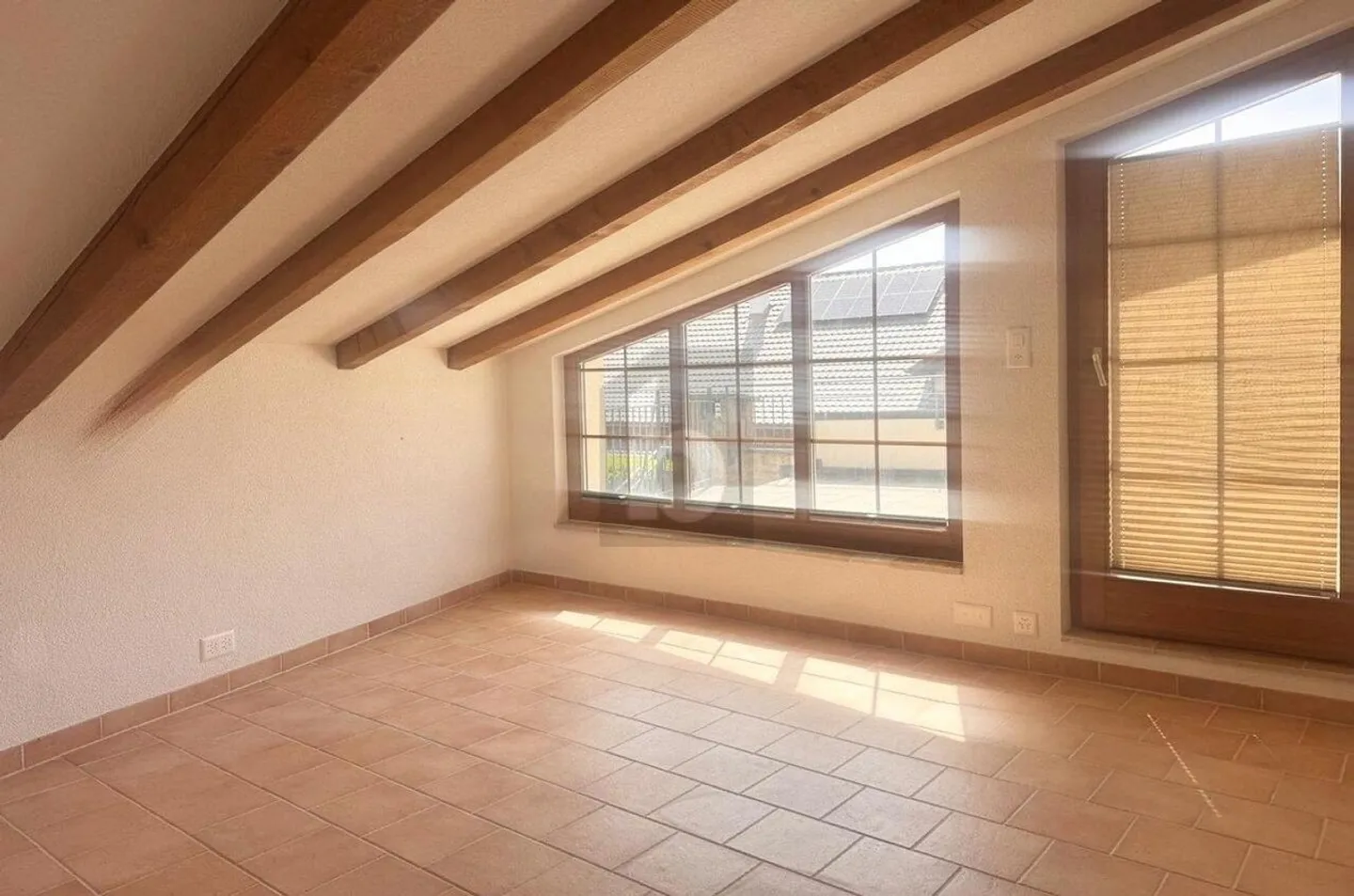 INDIPENDENTE CON GRANDE TERRAZZA - Foto 4 di 6