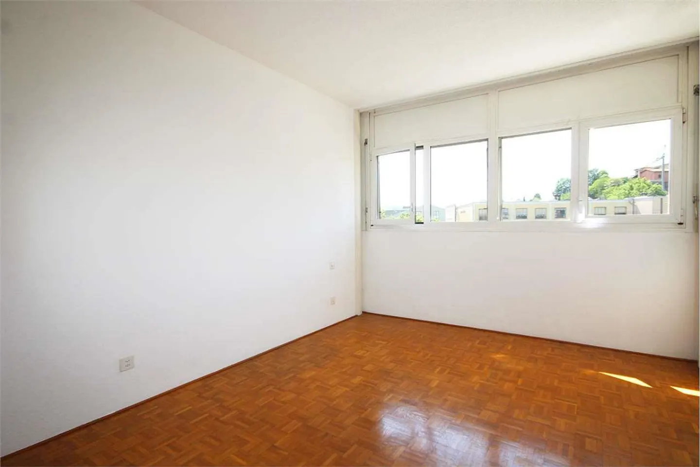 Balerna: bright 3.5 rooms with open view - Photo 6 of 13
