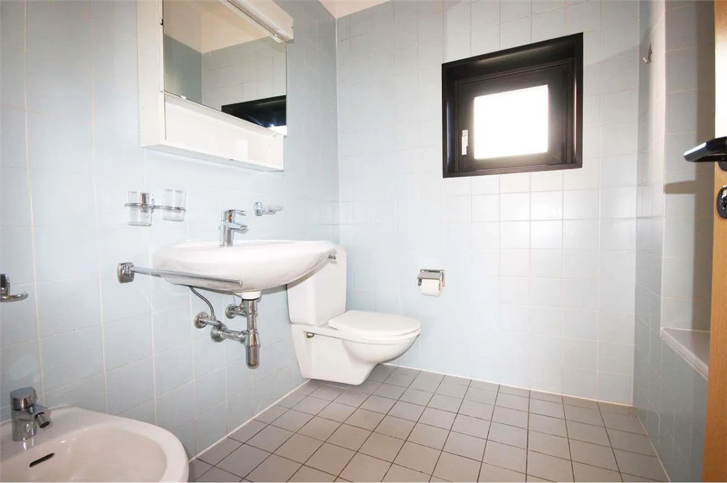 Balerna: bright 3.5 rooms with open view - Photo 10 of 13