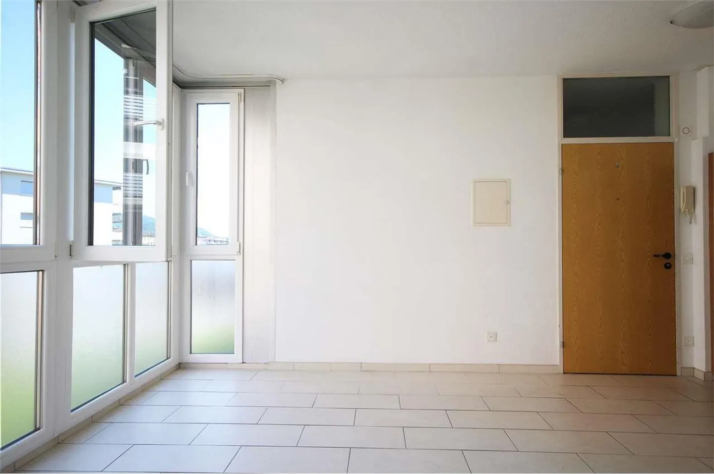 Balerna: bright 3.5 rooms with open view - Photo 12 of 13