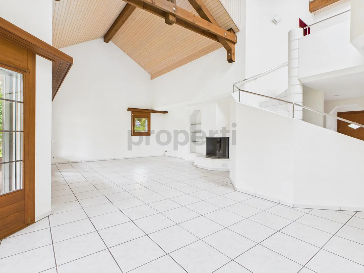 Modernes Einfamilienhaus mit Garten - Foto 5 von 13