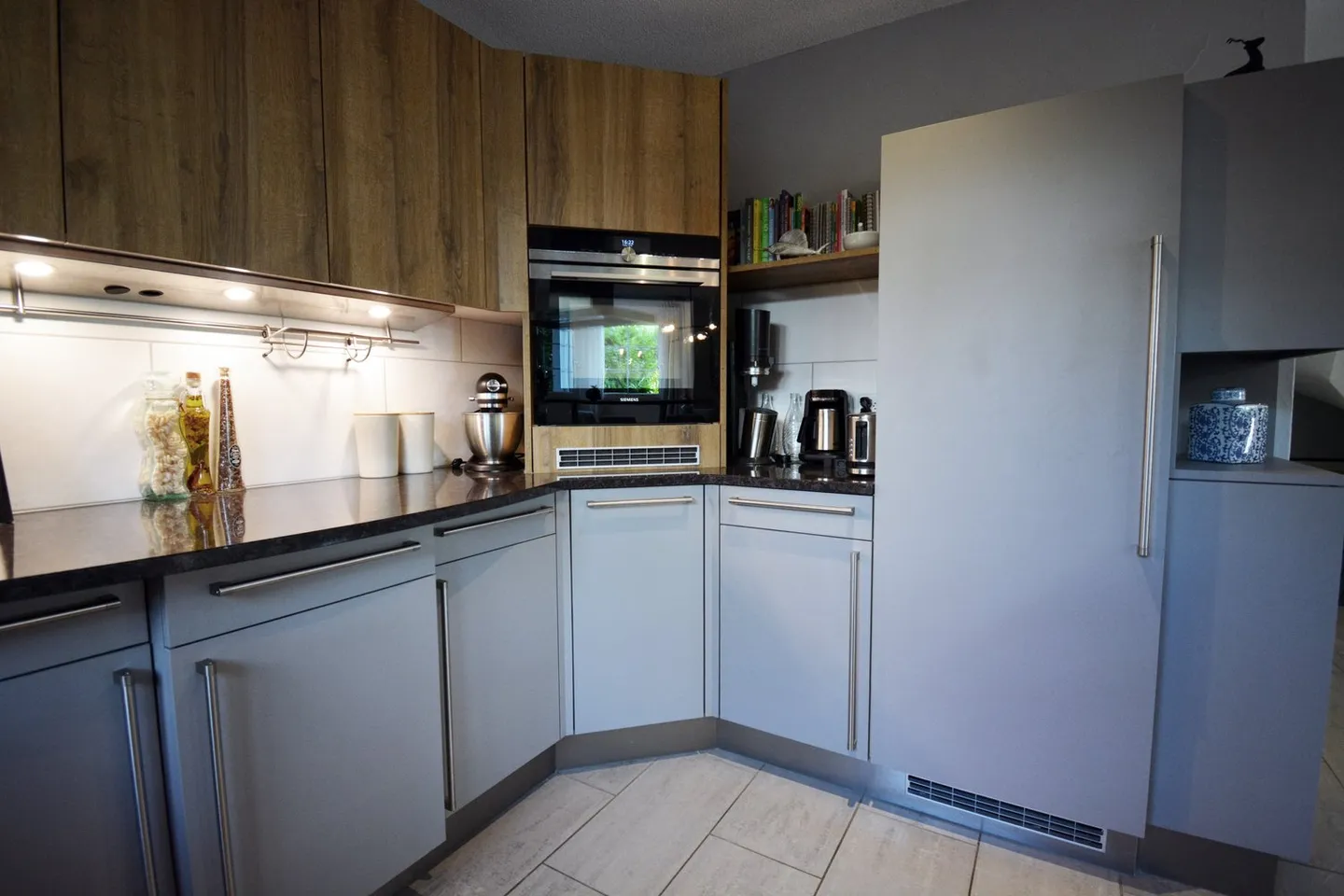 Affascinante casa unifamiliare di 5,5 stanze in una posizione tranquilla di Islisberg - con numerosi extra - Foto 6 di 63