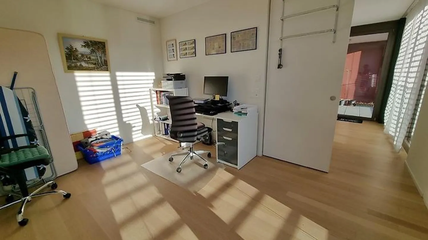 3½ ZI-WOHNUNG IN WINTERTHUR, MÖBLIERT, TEMPORÄR - Foto 6 von 10