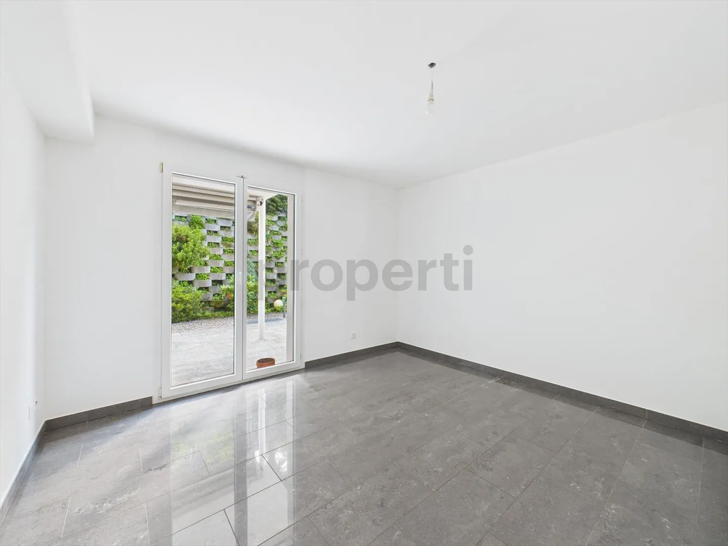 «Incantevole appartamento di 3.5 locali con vista mozzafiato sul Lago Maggiore / Charmante 3.5-Zimmer-Wohnung mit Seeblick in Gerra (Gambarogno)» - Foto 7 di 13
