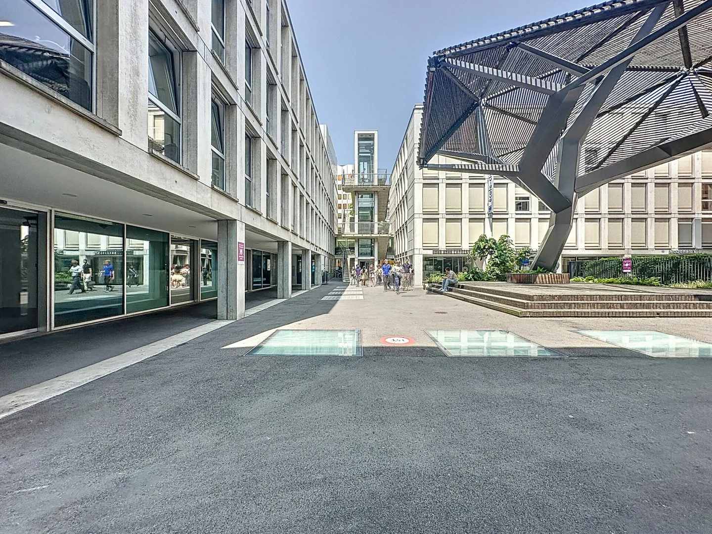 Magnificent commercial arcade, 400m2, Flon District - Photo 8 of 8