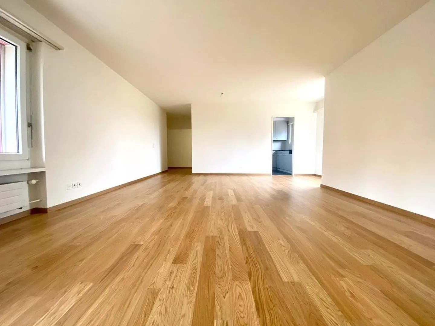Bellissimo appartamento di 3,5 stanze in affitto a Forch - Foto 1 di 8