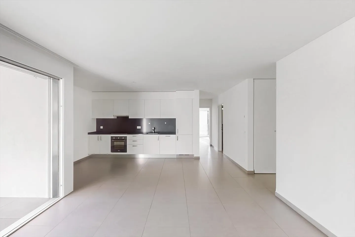 Appartement moderne 3.5 pièces à louer dans la zone de Massagno - Photo 3 sur 9