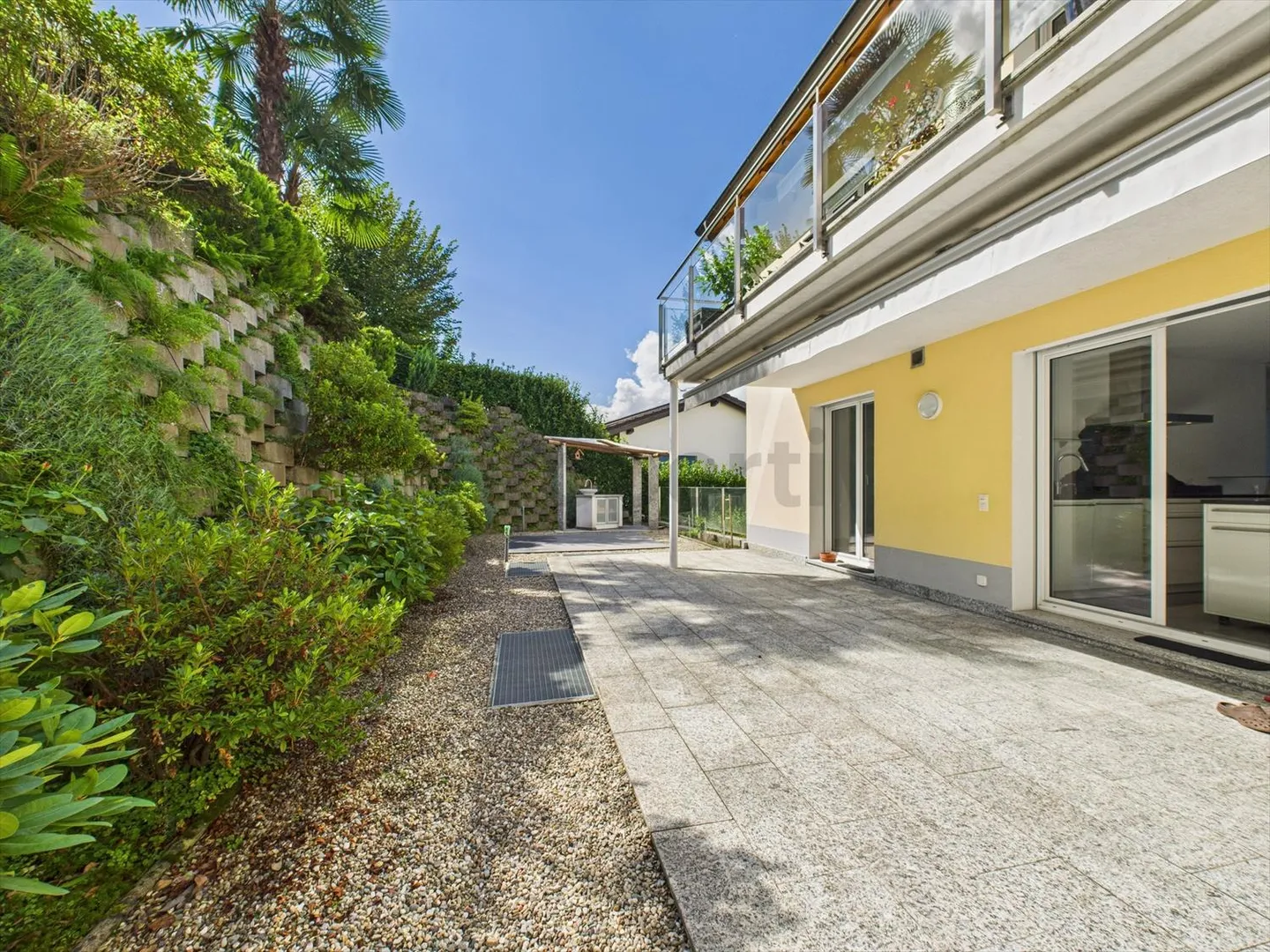 «Incantevole appartamento di 3.5 locali con vista mozzafiato sul Lago Maggiore / Charmante 3.5-Zimmer-Wohnung mit Seeblick in Gerra (Gambarogno)» - Foto 11 di 13