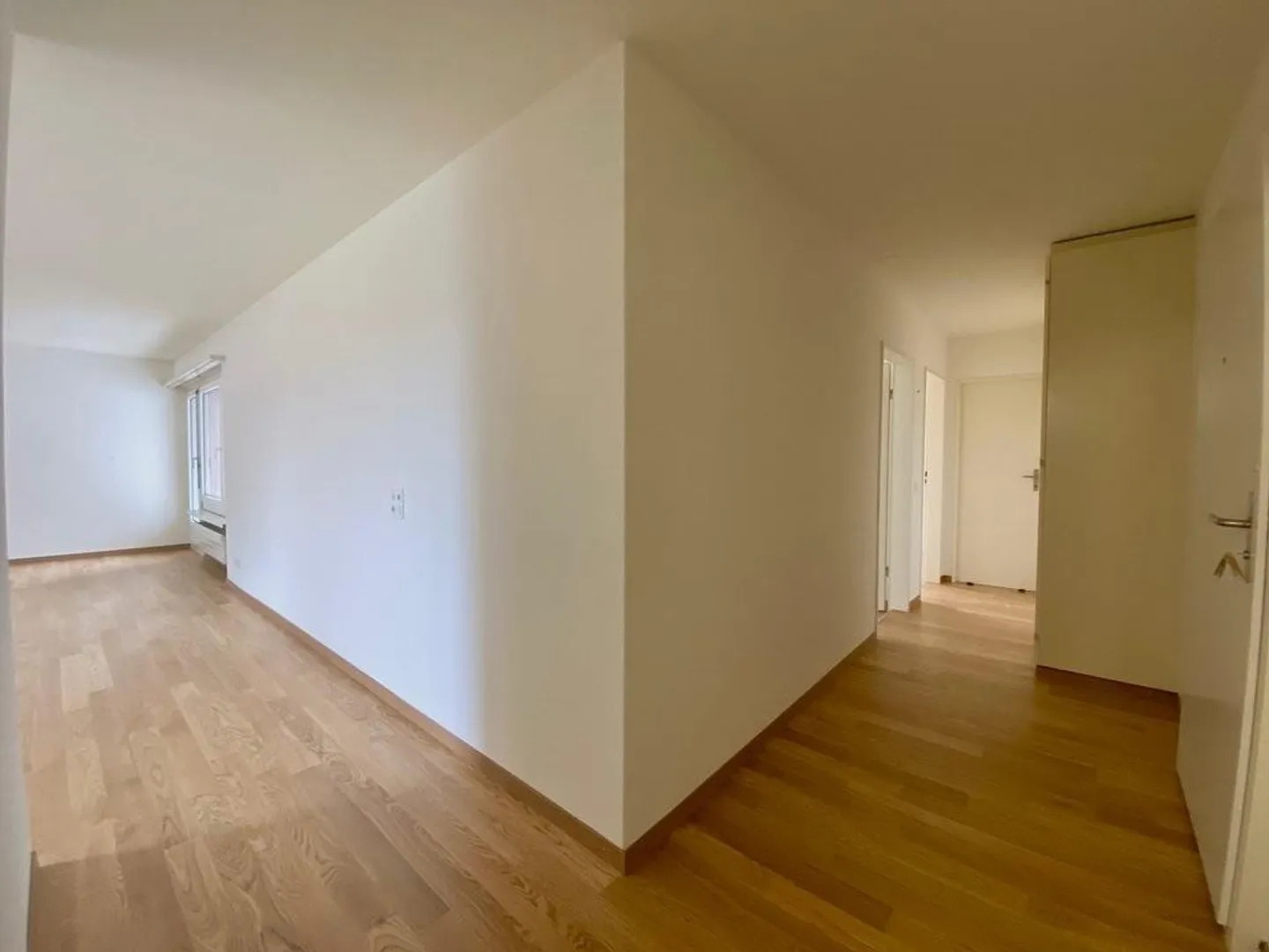 Bellissimo appartamento di 3,5 stanze in affitto a Forch - Foto 6 di 8
