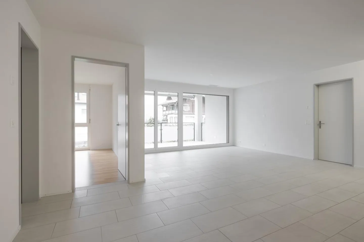 Belle appartement de 3,5 pièces au rez-de-chaussée dans la région des Grisons - Photo 7 sur 9