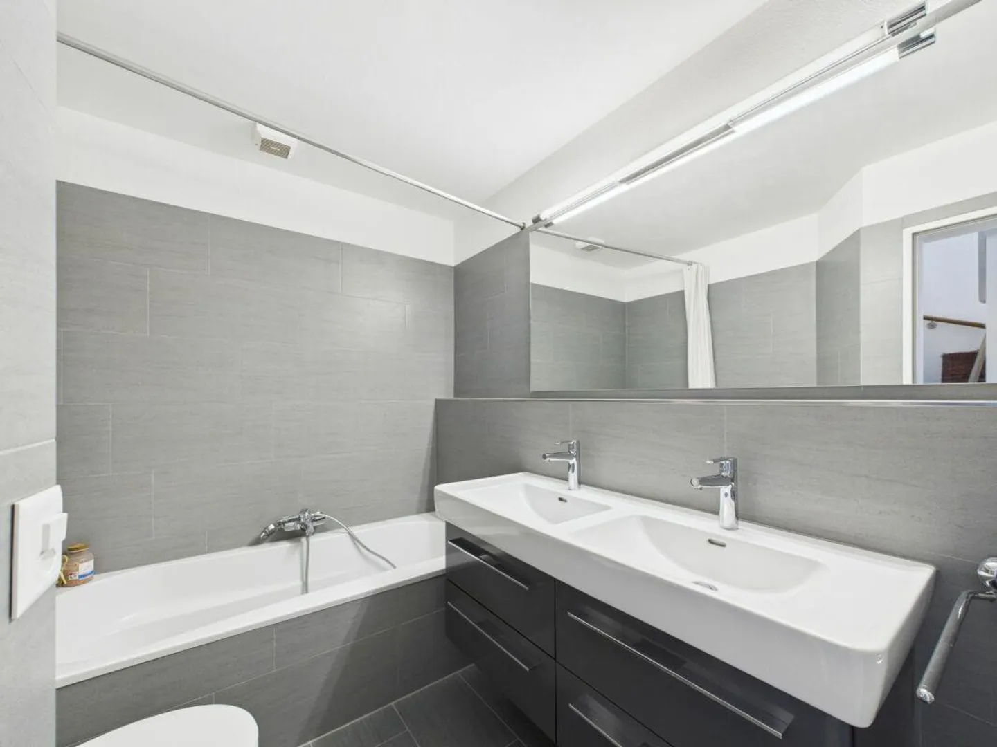 3...2..1... Cette maison est à moi! Maison de 6,5 pièces avec deux salles de bains... - Photo 7 sur 22