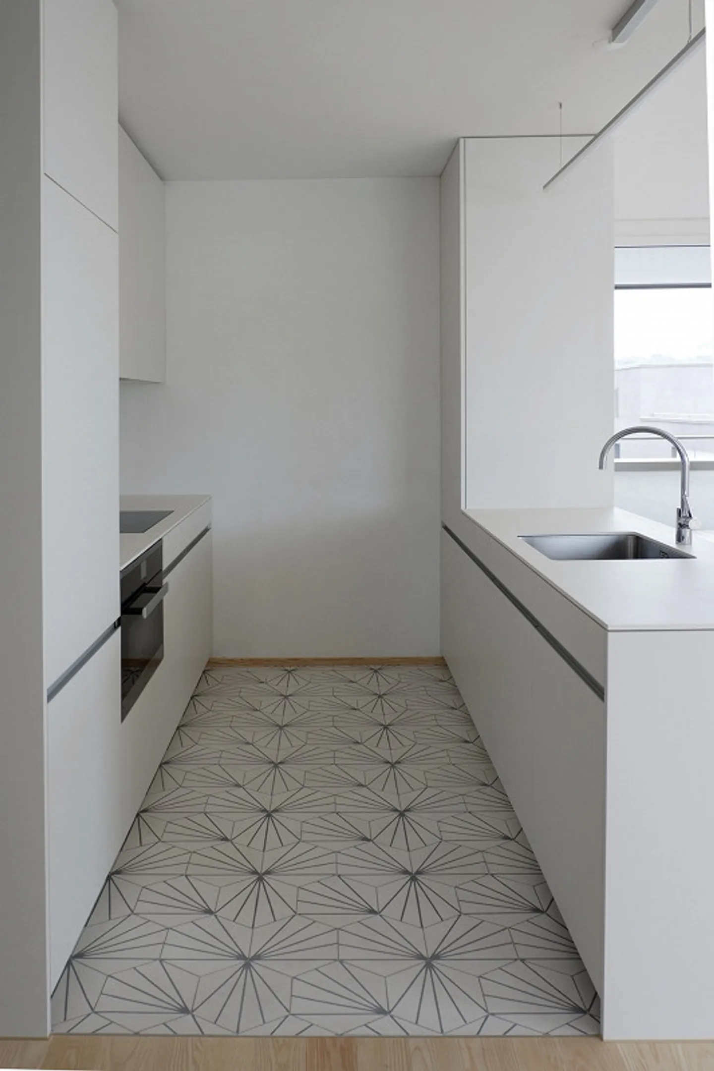 Appartement en attique 4½ spacieux avec un haut niveau de finition - Photo 8 sur 9