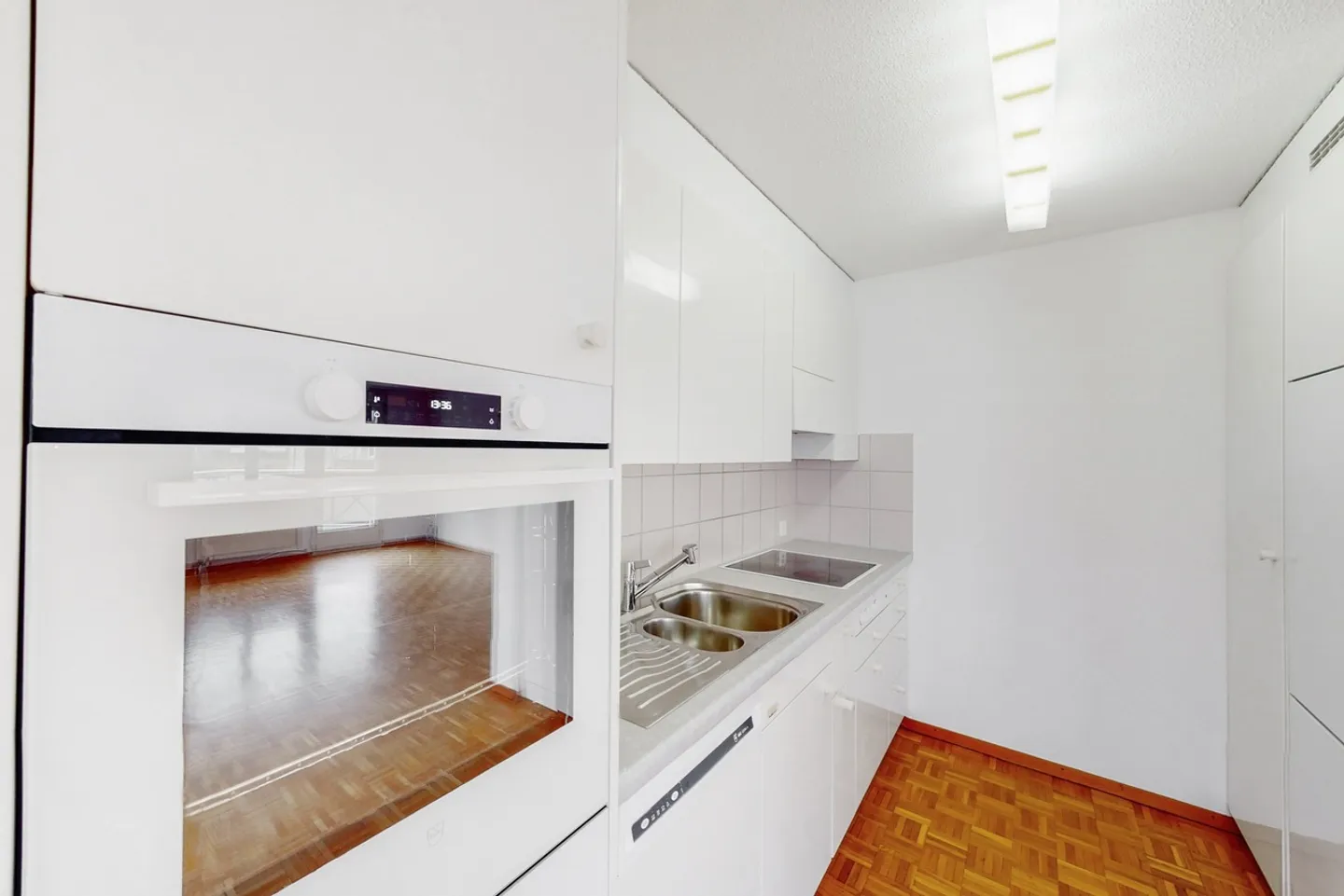 Appartement lumineux pour célibataires - Photo 2 sur 5